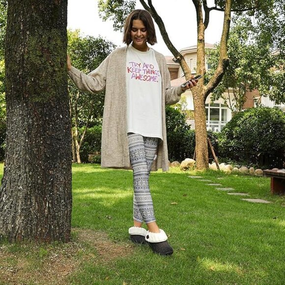 Women's Cozy Wool Memory Foam Slippers with Fuzzy Faux Fur Collar - Size 10 - Picture 3 of 7